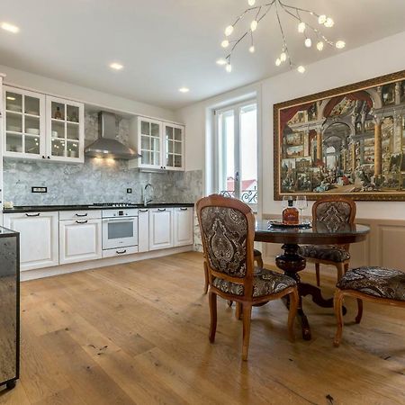 Queen Apartment Сплит Екстериор снимка